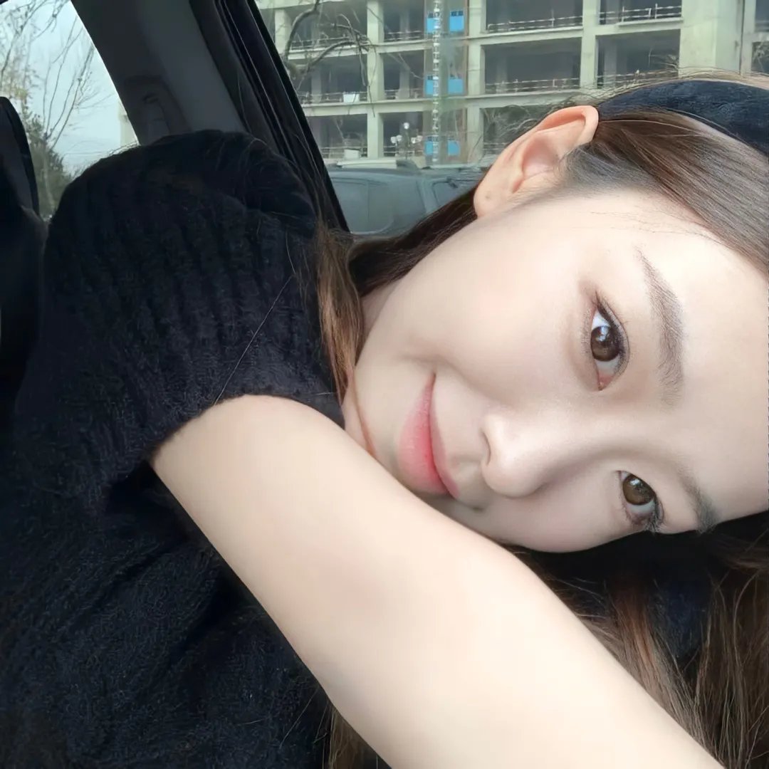 窗里的光